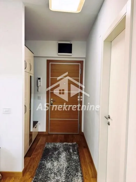 Izdavanje, dvosoban stan, 59m², Fon (Fon - Bilećka), Voždovac Sve Podlokacije