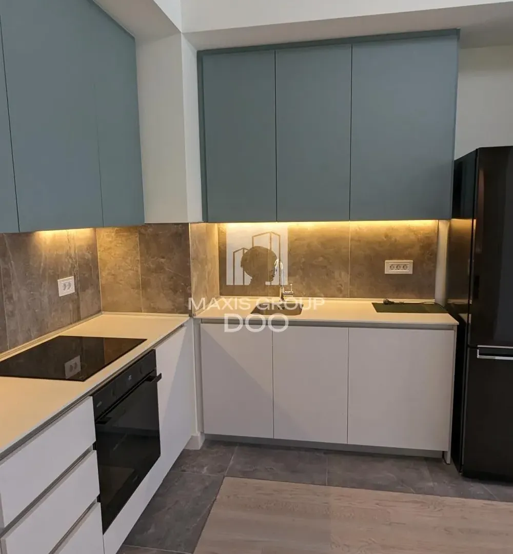 Izdavanje, dvosoban stan, 54m², Savski Venac, Beograd