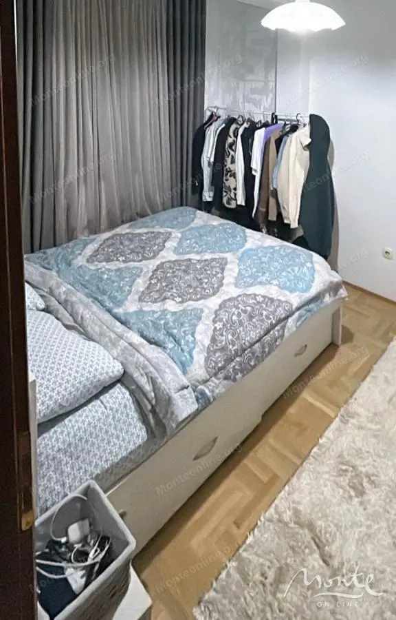 Prodaja, dvosoban stan, 72m², Momišići, Podgorica