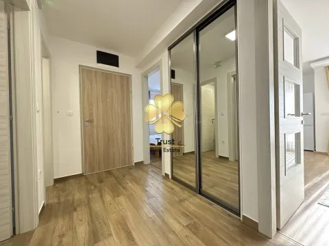 Izdavanje, trosoban stan, 90m², Zagorič, Podgorica - image 8