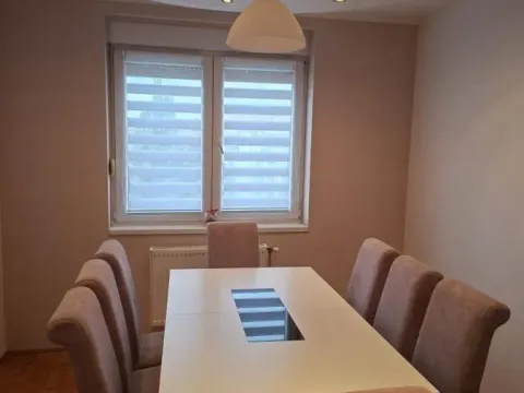 Prodaja, trosoban stan, 70m², Detelinara, Novi Sad Sve Podlokacije - image 1