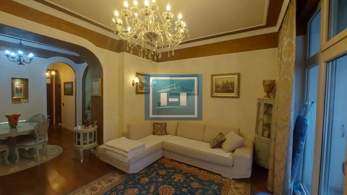 Prodaja, dvosoban stan, 50m², Stari Grad, Beograd