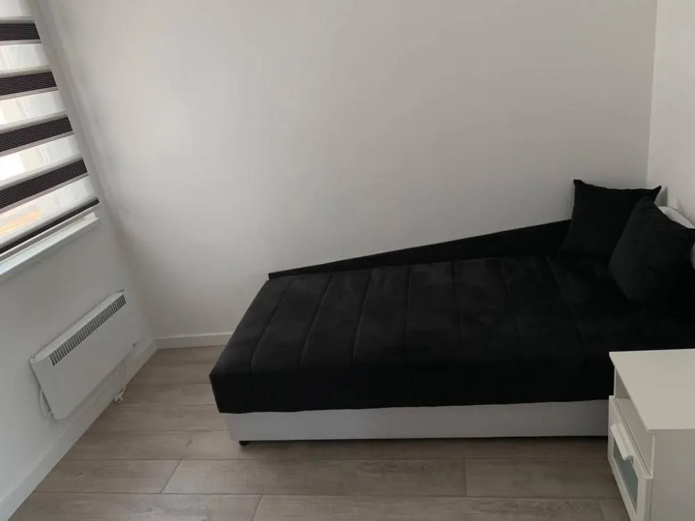 Izdavanje, trosoban stan, 60m², Zvezdara Sve Podlokacije, Beograd
