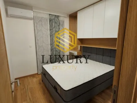 Izdavanje, dvosoban stan, 54m², City Kvart, Podgorica - image 2