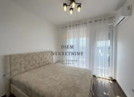 Izdavanje, dvosoban stan, 76m², Central Point, Podgorica - image 5