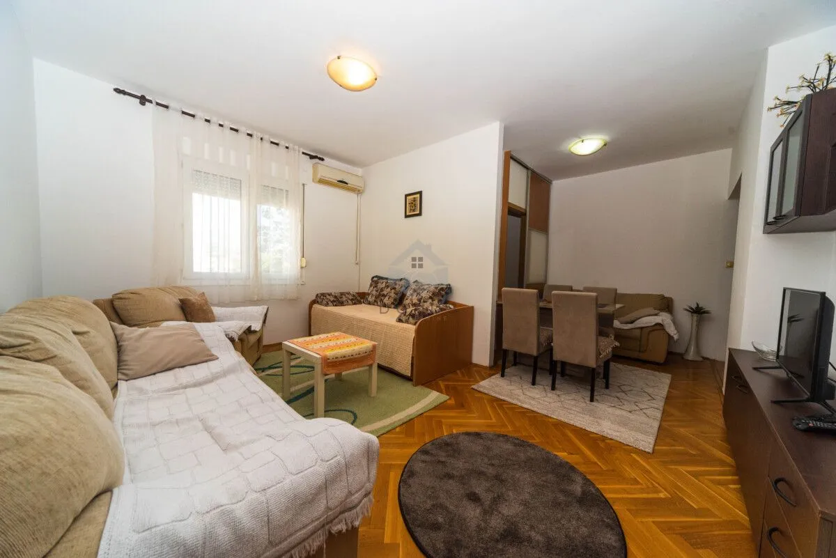 Izdavanje, jednosoban stan, 45m², Zagorič, Podgorica