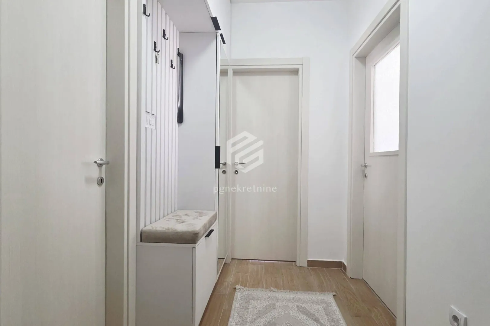 Rent, two bedroom apartment, 57m², Stari Aerodrom, Podgorica