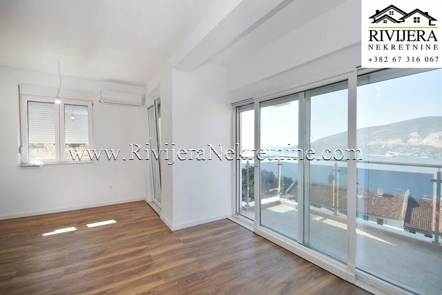 Prodaja, dvosoban stan, 74m², Herceg Novi, Crna Gora