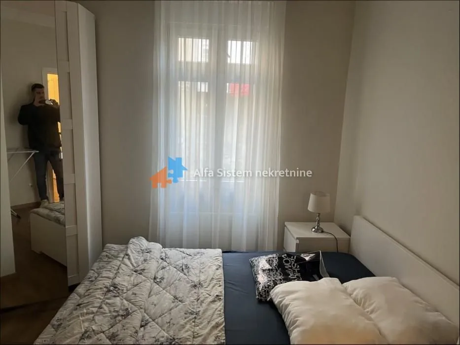 Rent, two bedroom apartment, 40m², Stari Grad, Beograd