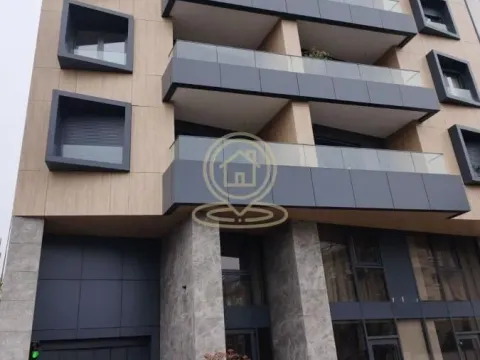 Izdavanje, trosoban stan, 65m², Južni Bulevar, Vračar Sve Podlokacije - image 9