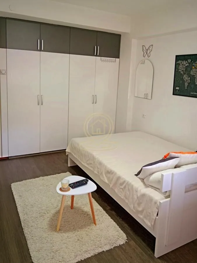 Prodaja, trosoban stan, 75m², Medijana, Niš