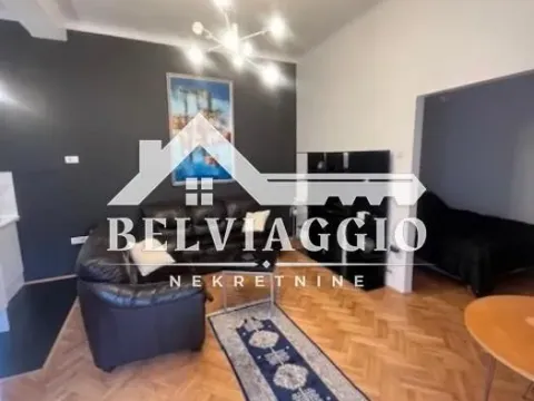 Izdavanje, jednosoban stan, 35m², Stari Grad, Budva - image 3