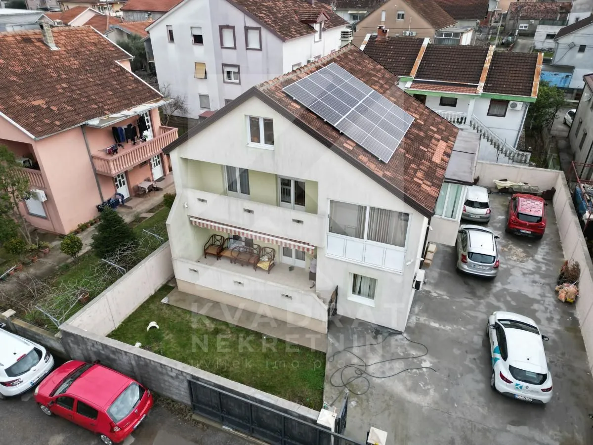 Rent, house, 370m², Zagorič, Podgorica
