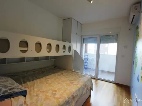 Prodaja, trosoban stan, 88m², Centar, Budva - image 8