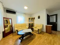 Prodaja, kuća, 235m², Voždovac Sve Podlokacije, Beograd - image 1