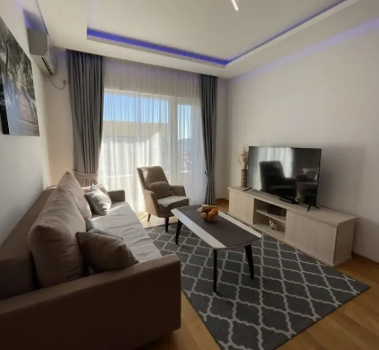 Rent, one bedroom apartment, 52m², Dubovica, Budva