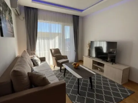 Izdavanje, jednosoban stan, 52m2, Dubovica, Budva Izdavanje, jednosoban stan, 52m2, Dubovica, Budva