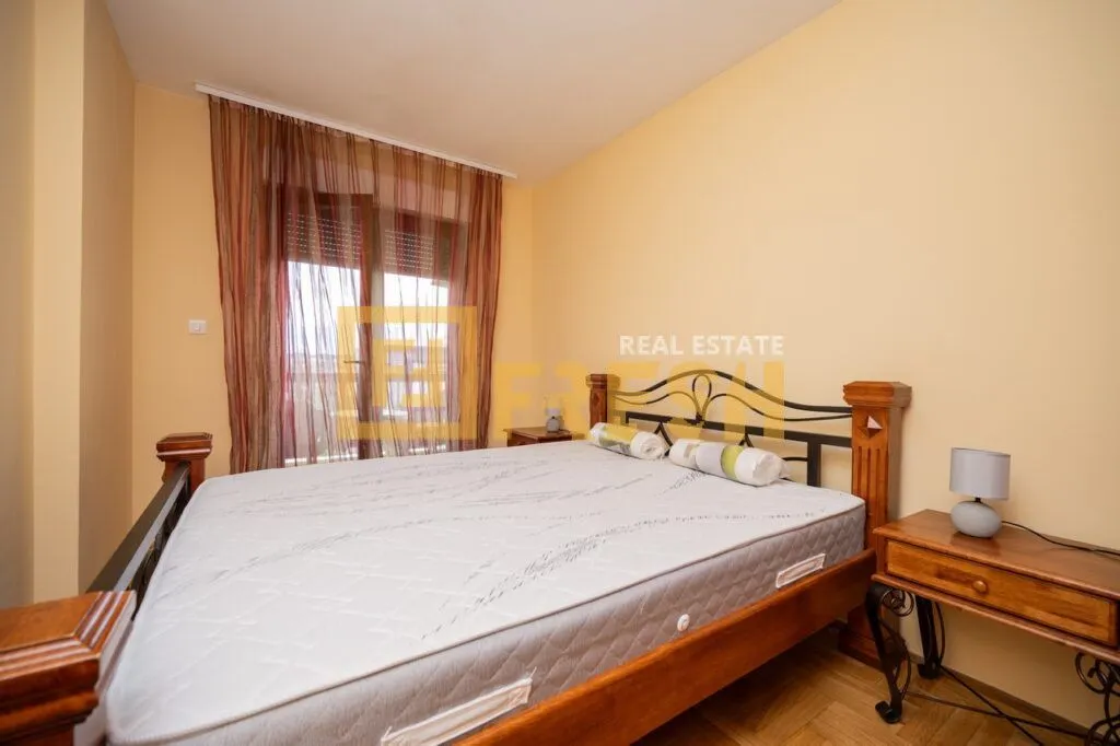 Izdavanje, jednosoban stan, 50m², Stari Aerodrom, Podgorica