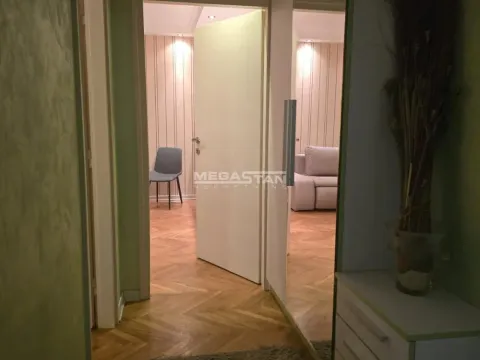 Rent, one bedroom apartment, 45m², Topličin venac, Beograd - image 11