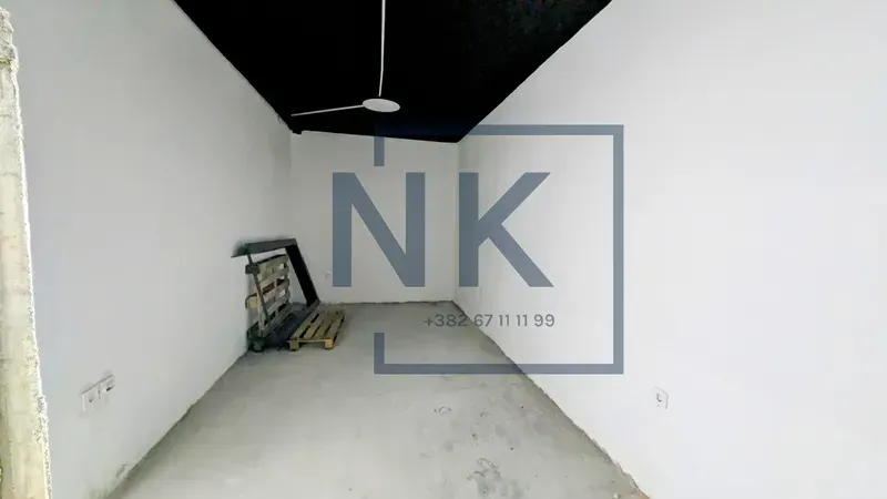 Rent, office space, 115m², Stari Aerodrom, Podgorica