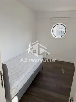 Rent, four bedroom apartment, 80m², Savski Venac, Beograd - image 12