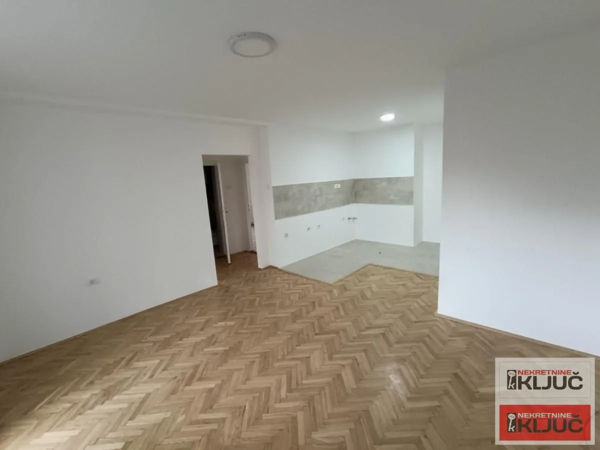 Prodaja, dvosoban stan, 64m², Spens, Novi Sad Sve Podlokacije