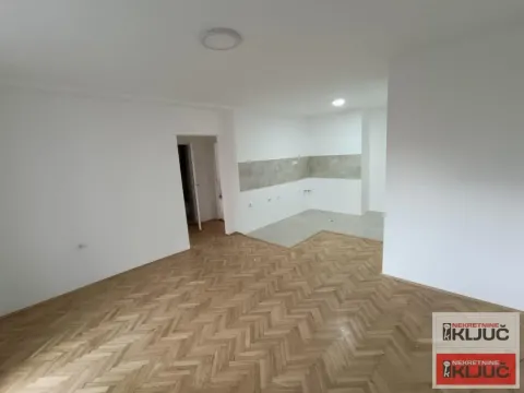 Prodaja, dvosoban stan, 64m², Spens, Novi Sad Sve Podlokacije - image 7
