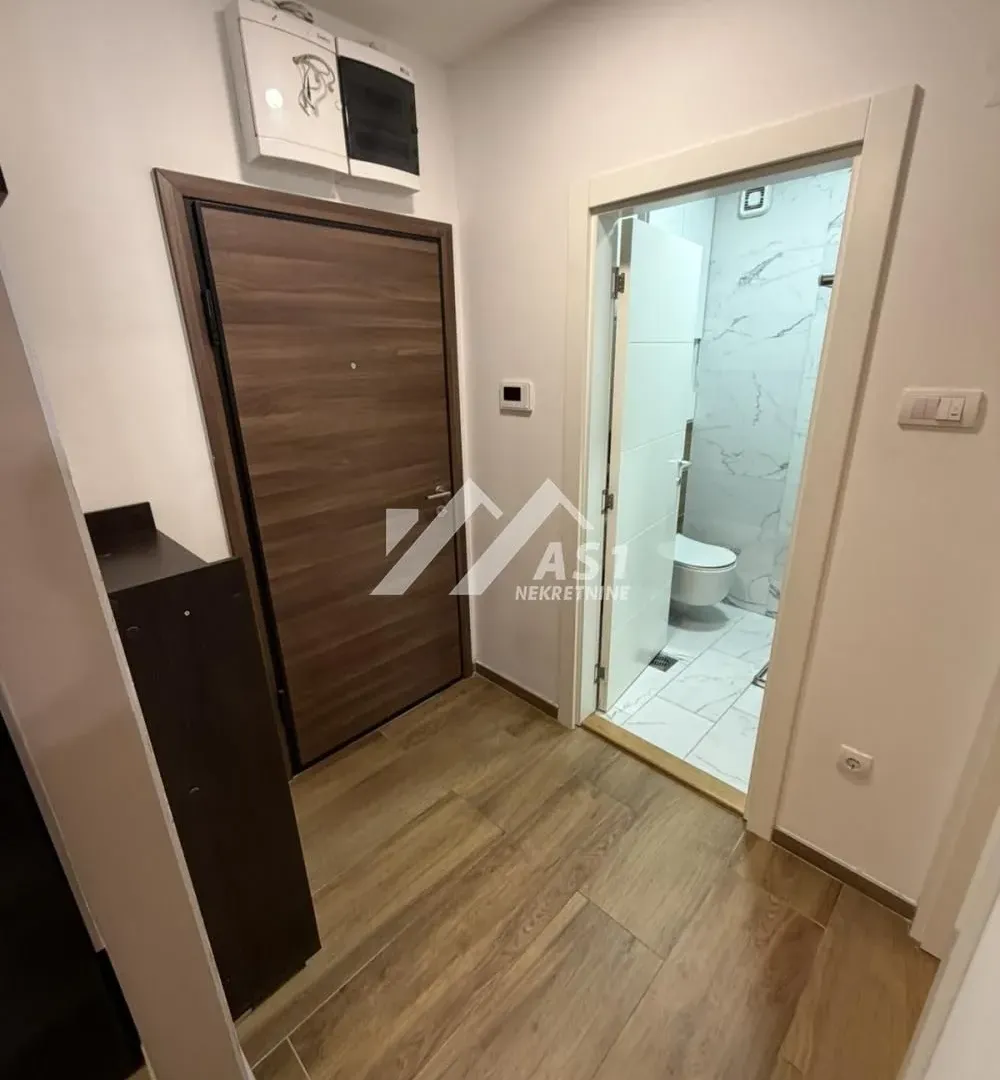 Izdavanje, jednosoban stan, 38m², Podbara, Novi Sad Sve Podlokacije