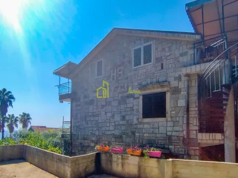 Prodaja, kuća, 210m², Herceg Novi, Crna Gora - image 4