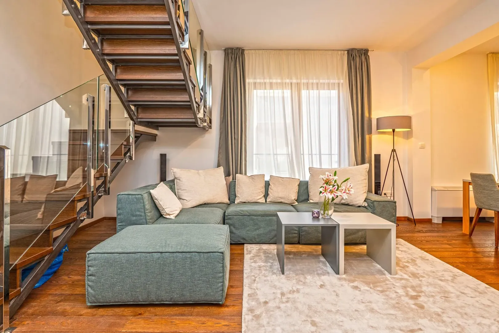 Sale, four bedroom apartment, 170m², Budva, Crna Gora