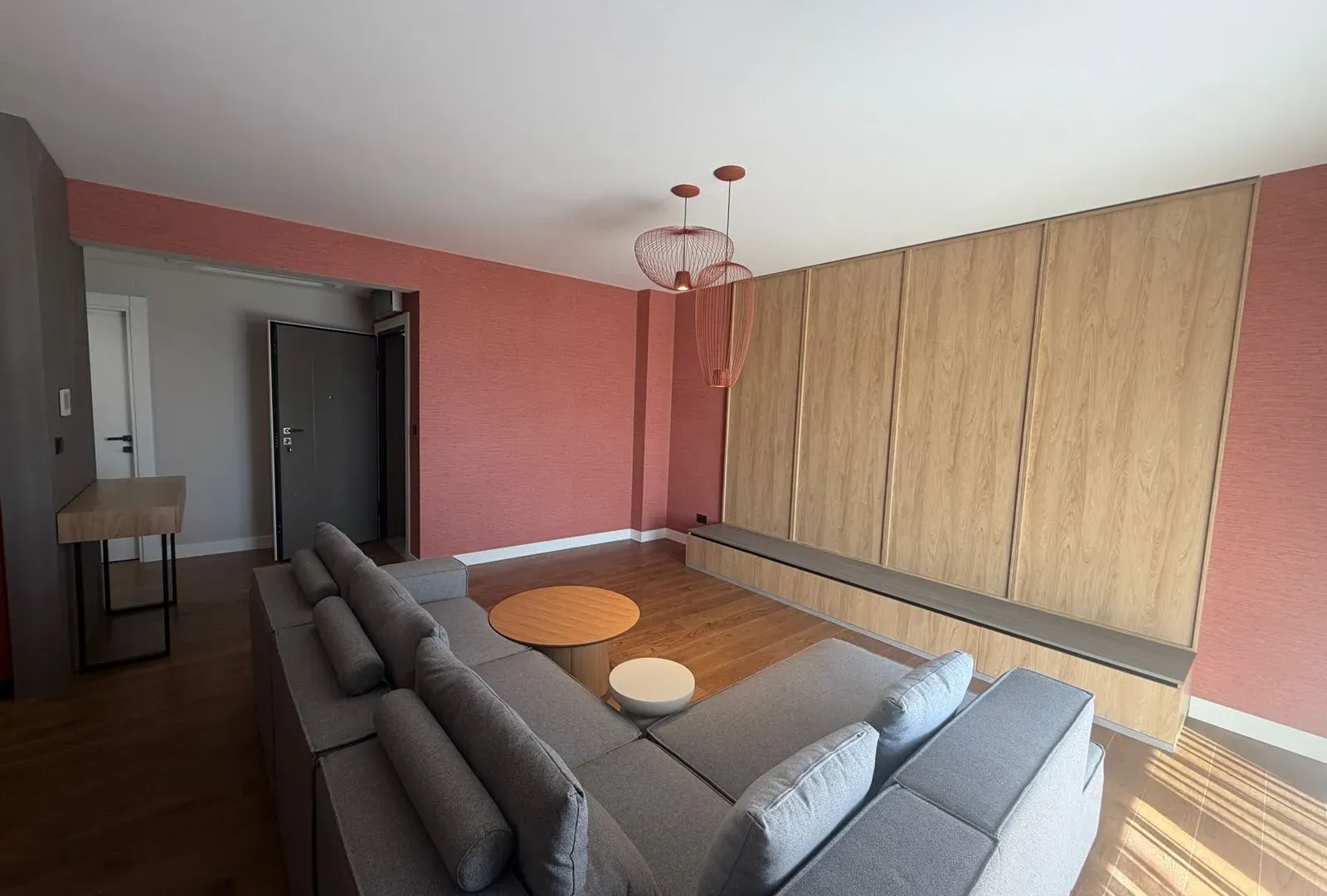 Izdavanje, dvosoban stan, 72m², Tripovići, Tivat