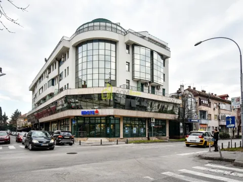 Sale, office space, 303m², Centar, Podgorica - image 20