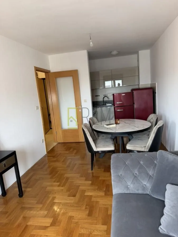 Sale, one bedroom apartment, 39m², Stari Aerodrom, Podgorica