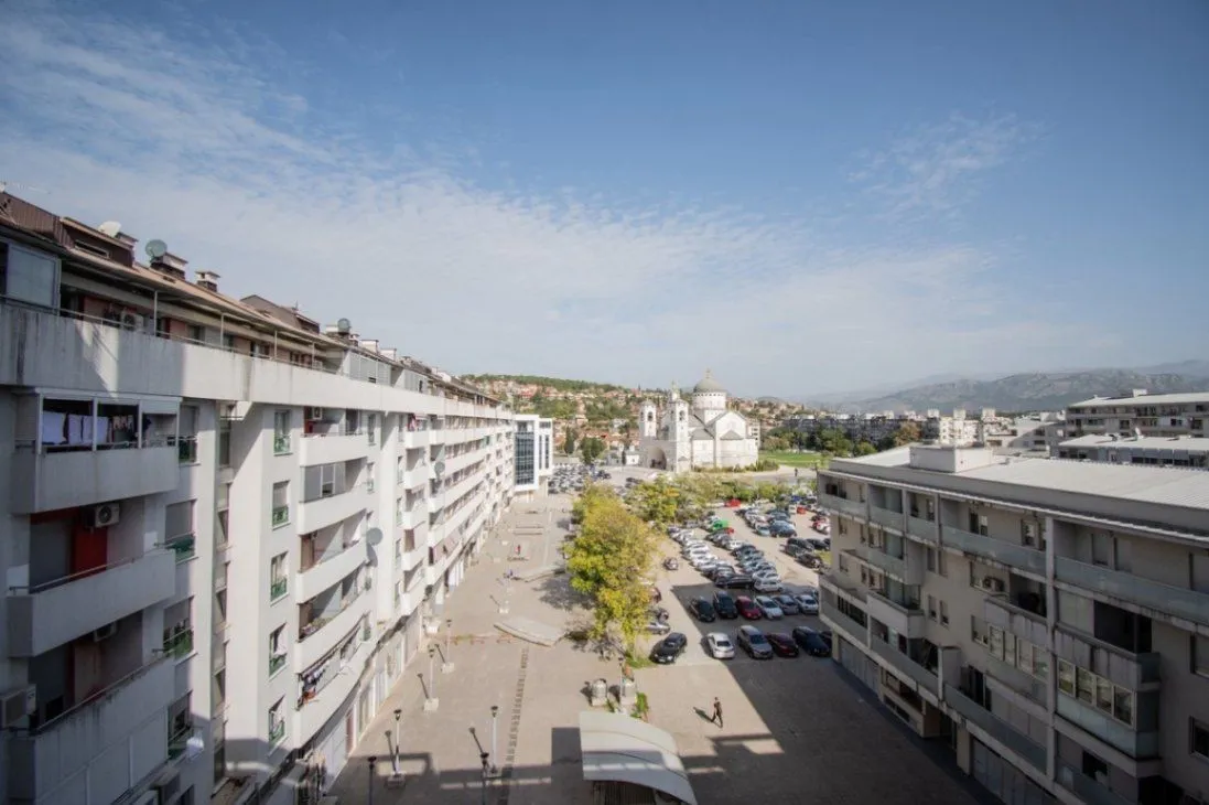 Prodaja, dvosoban stan, 142m², Preko Morače, Podgorica
