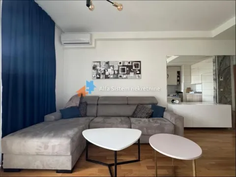 Rent, two bedroom apartment, 56m², Savski Venac, Beograd - image 2