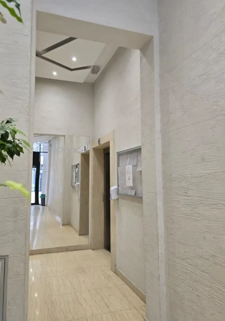 Izdavanje, jednosoban stan, 48m², Kod Capital Plaze, Podgorica