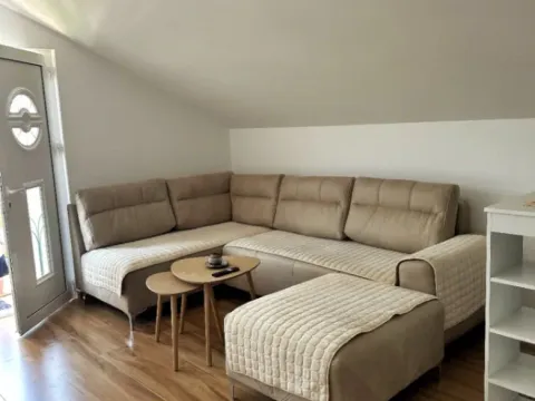 Rent, one bedroom apartment, 37m², Mrčevac, Tivat - image 7