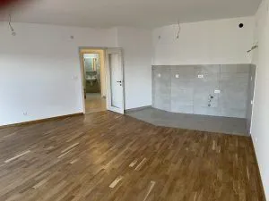 Izdavanje, poslovni prostor, 84m², Ljubović, Podgorica