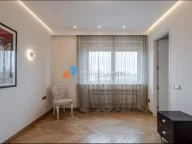 Izdavanje, trosoban stan, 130m², Kosančićev Venac, Beograd - image 13