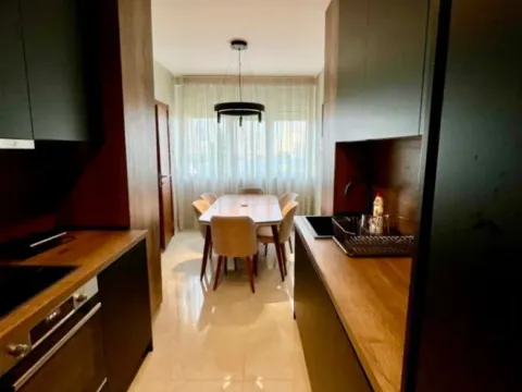 Izdavanje, trosoban stan, 80m2, Tuški Put, Podgorica Izdavanje, trosoban stan, 80m2, Tuški Put, Podgorica