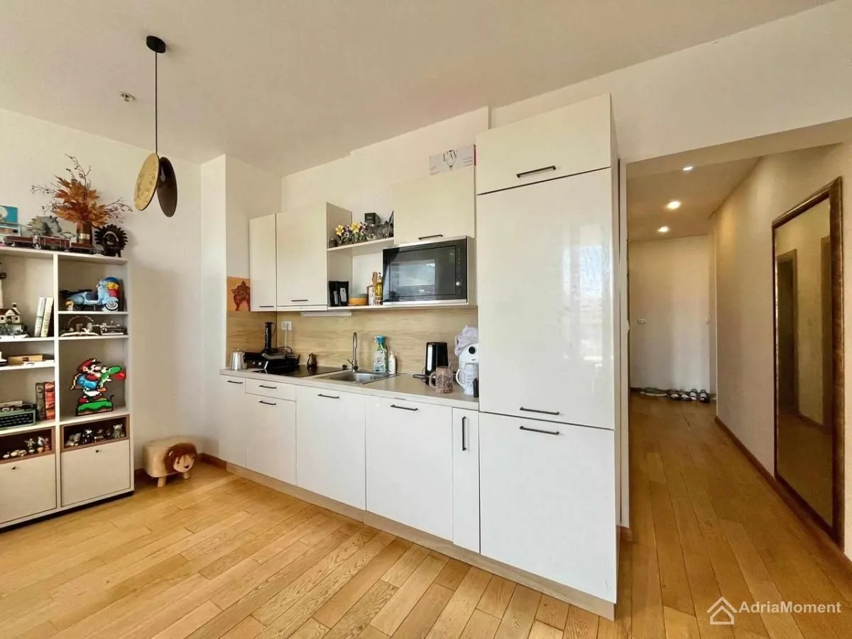 Prodaja, jednosoban stan, 51m², Centar, Budva