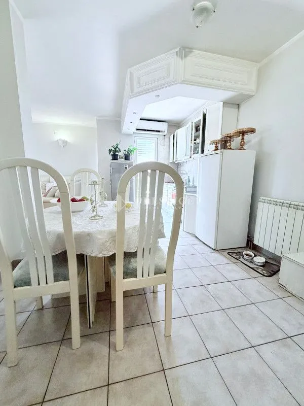 Prodaja, dvosoban stan, 80m², Stara Varoš, Podgorica
