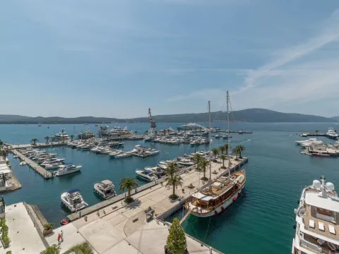 Sale, four bedroom apartment, 595m², Porto Montenegro, Tivat - image 13