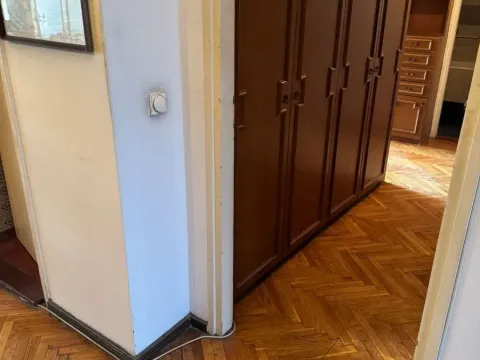 Prodaja, četvorosoban stan, 97m², Stari Grad, Beograd - image 9