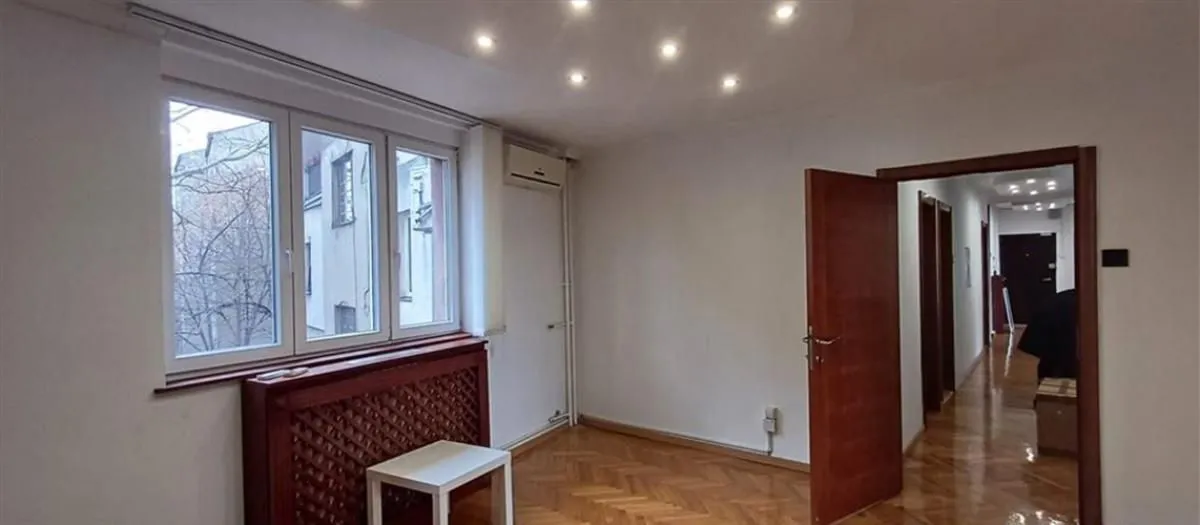 Rent, office space, 154m², Vračar Sve Podlokacije, Beograd