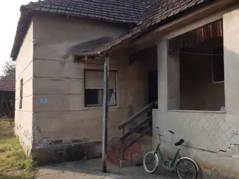 Sale, house, 203m², Mijatovac, Ćuprija