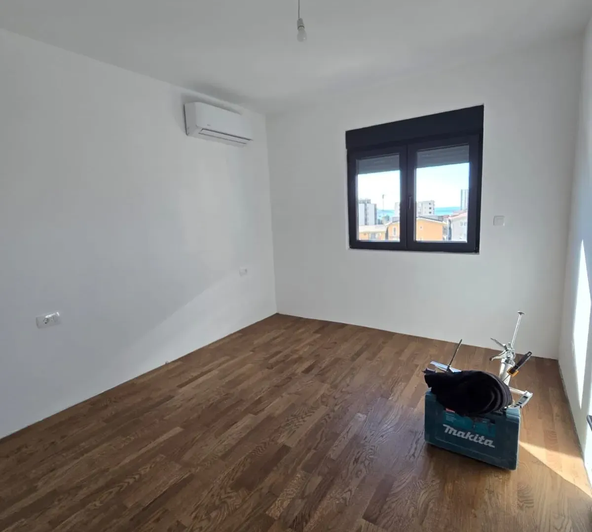 Sale, two bedroom apartment, 69m², Šušanj, Bar