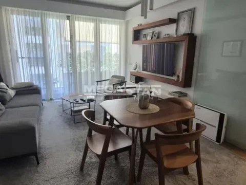 Stan in Novi Beograd Blok 65