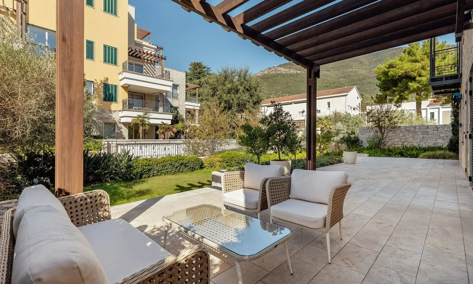 Prodaja, stan, 275m², Portonovi, Herceg Novi