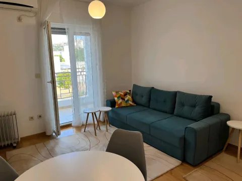 Rent, studio apartment, 27m², Blok 6, Podgorica - image 3